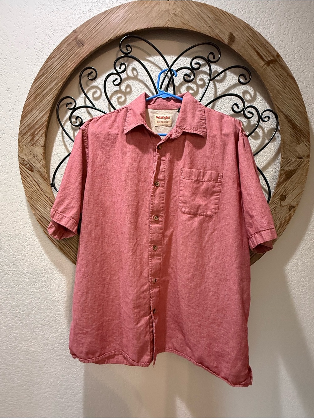 Wrangler Men's Short-Sleeve Button-Up Shirt in Coral